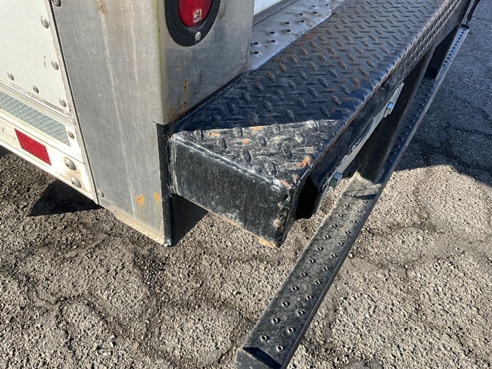 Refrigerated Truck-Light and Medium Duty Trucks-Isuzu-2022-NPRXD-West Valley City-UT-51,392\n\t\tmiles-$ 67,250 - Image 28