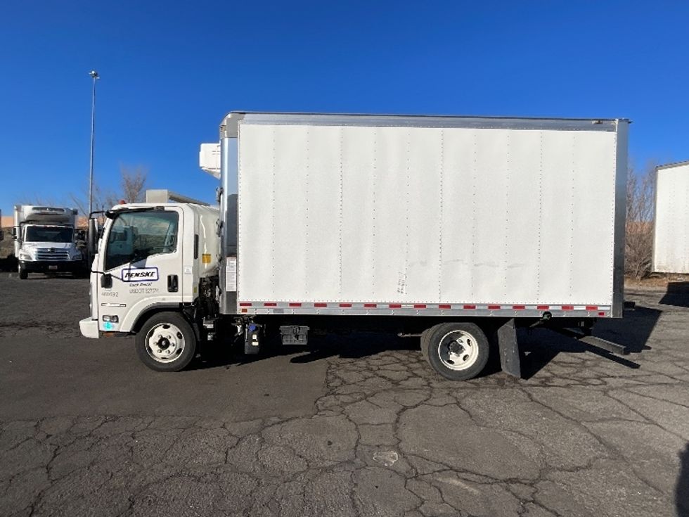 Refrigerated Truck-Light and Medium Duty Trucks-Isuzu-2022-NPRXD-West Valley City-UT-51,392\n\t\tmiles-$ 67,250 - Image 4