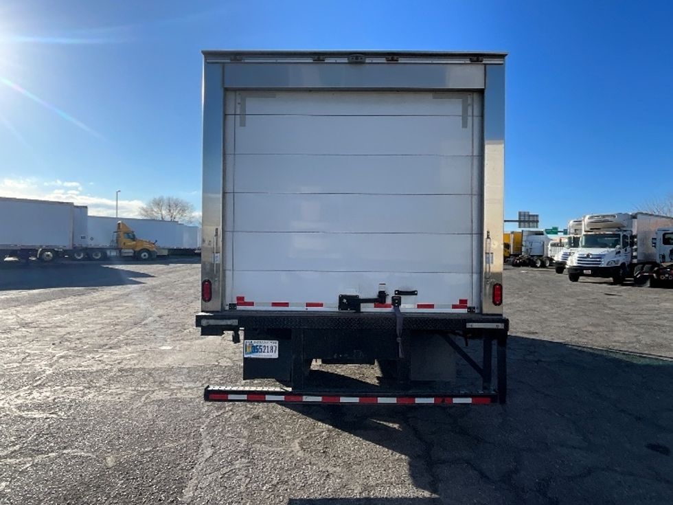 Refrigerated Truck-Light and Medium Duty Trucks-Isuzu-2022-NPRXD-West Valley City-UT-51,392\n\t\tmiles-$ 67,250 - Image 7