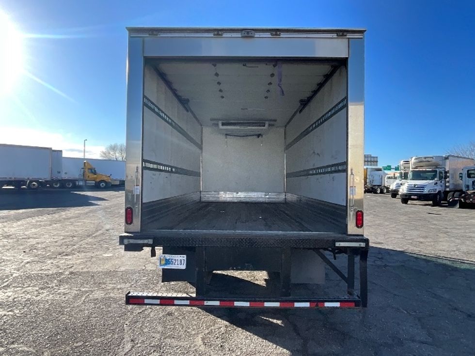 Refrigerated Truck-Light and Medium Duty Trucks-Isuzu-2022-NPRXD-West Valley City-UT-51,392\n\t\tmiles-$ 67,250 - Image 8