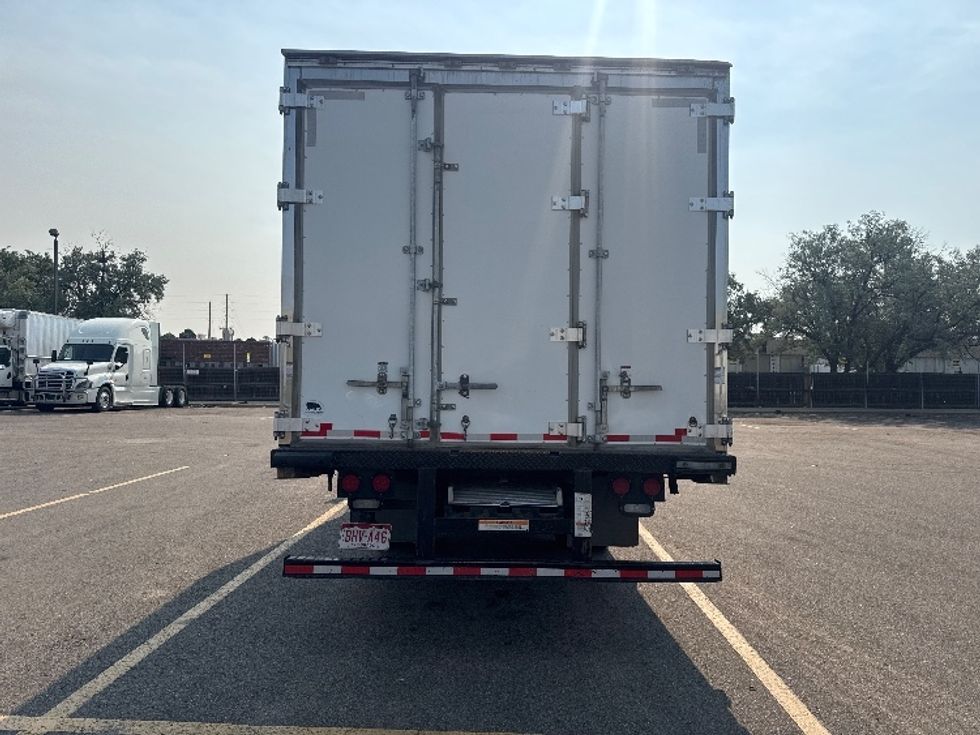 Refrigerated Truck-Light and Medium Duty Trucks-Isuzu-2022-NQR-Greeley-CO-89,236\n\t\tmiles-$ 60,000 - Image 7