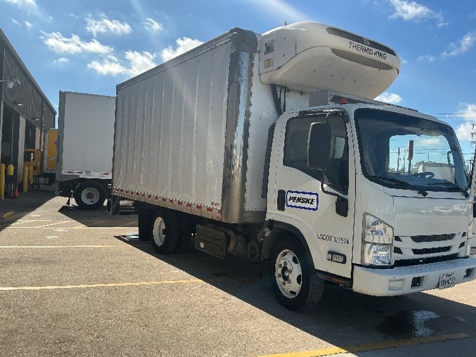 Refrigerated Truck-Light and Medium Duty Trucks-Isuzu-2022-NQR-Katy-TX-174,091\n\t\tmiles-$ 46,750 - Image 1