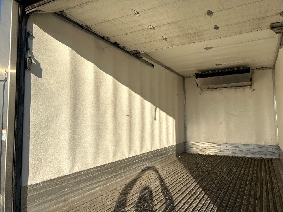 Refrigerated Truck-Light and Medium Duty Trucks-Isuzu-2022-NQR-Katy-TX-174,091\n\t\tmiles-$ 46,750 - Image 11