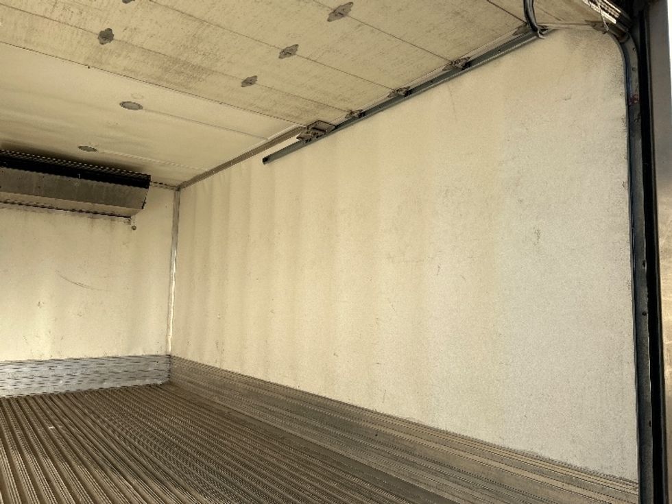 Refrigerated Truck-Light and Medium Duty Trucks-Isuzu-2022-NQR-Katy-TX-174,091\n\t\tmiles-$ 46,750 - Image 12