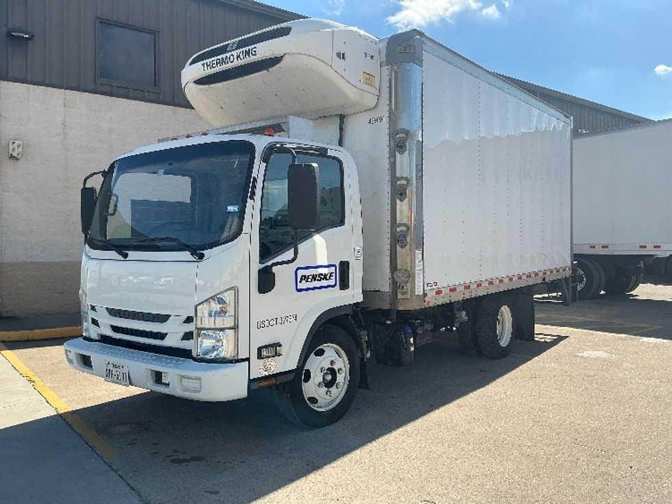 Refrigerated Truck-Light and Medium Duty Trucks-Isuzu-2022-NQR-Katy-TX-174,091\n\t\tmiles-$ 46,750 - Image 3