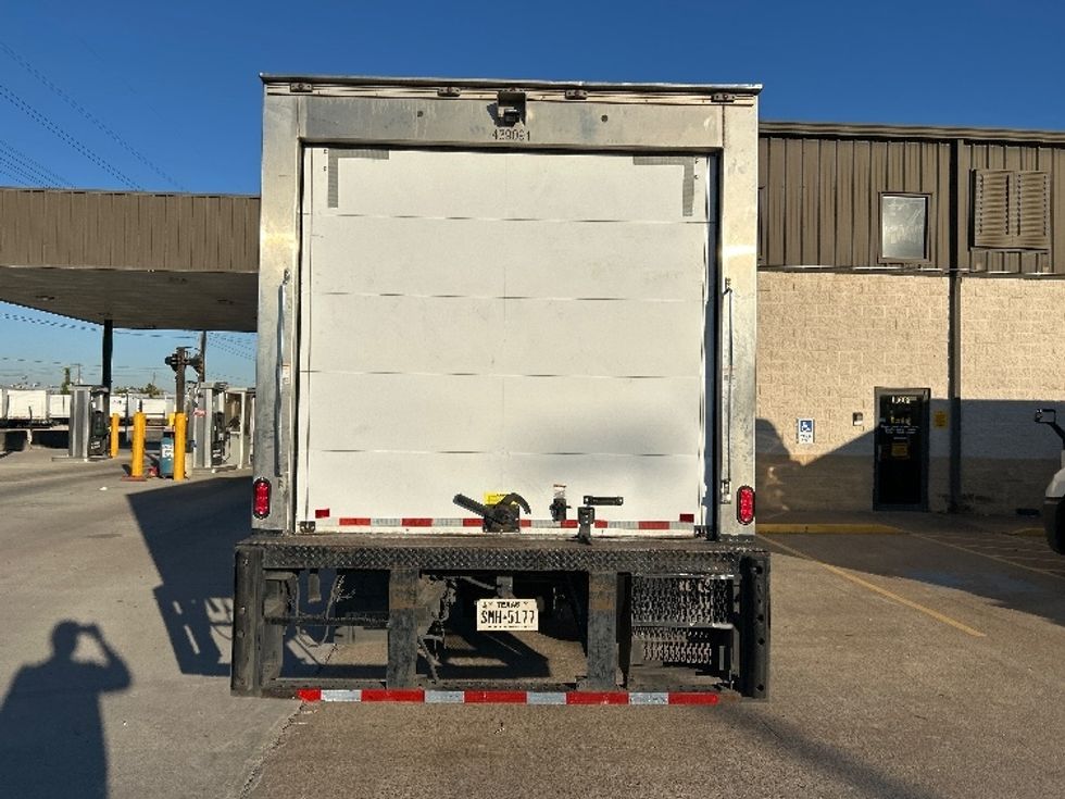 Refrigerated Truck-Light and Medium Duty Trucks-Isuzu-2022-NQR-Katy-TX-174,091\n\t\tmiles-$ 46,750 - Image 7