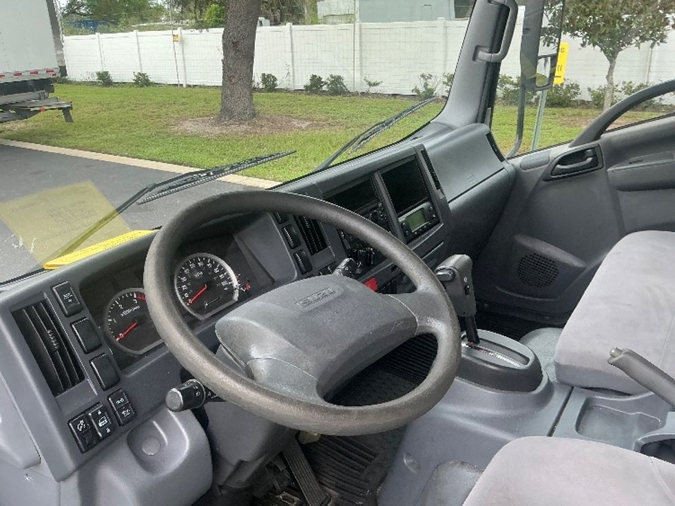 Refrigerated Truck-Light and Medium Duty Trucks-Isuzu-2022-NQR-Tampa-FL-154,200\n\t\tmiles-$ 49,000 - Image 17