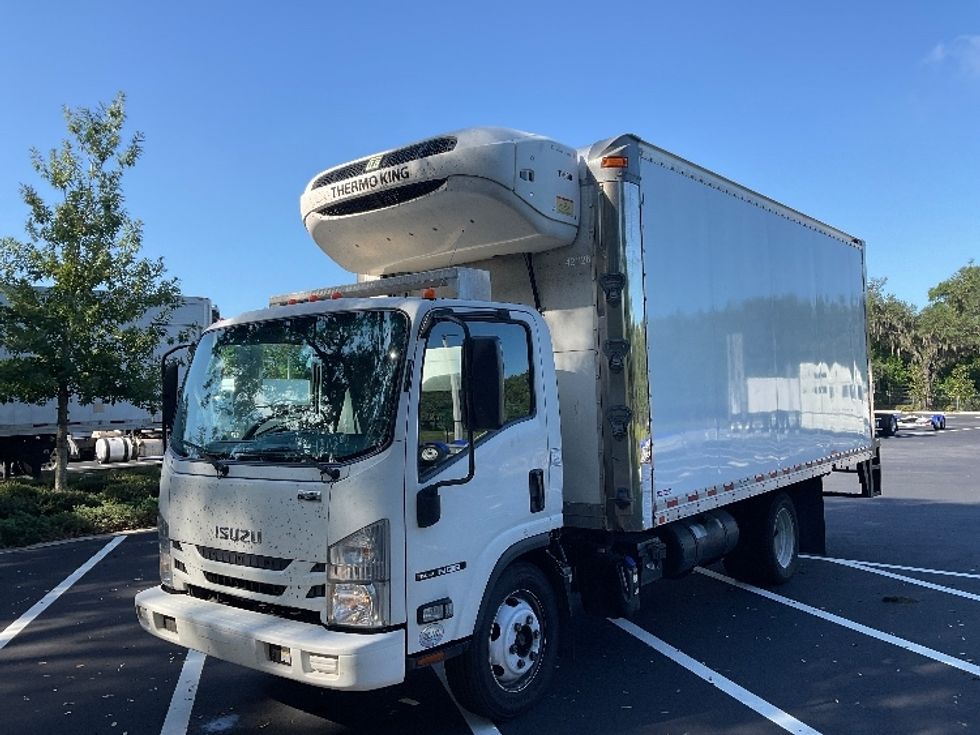 Refrigerated Truck-Light and Medium Duty Trucks-Isuzu-2022-NQR-Tampa-FL-192,165\n\t\tmiles-$ 44,500 - Image 3