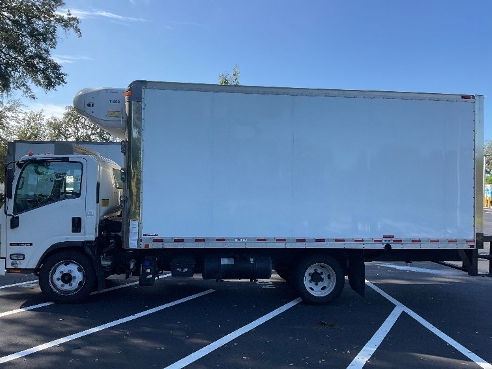 Refrigerated Truck-Light and Medium Duty Trucks-Isuzu-2022-NQR-Tampa-FL-192,165\n\t\tmiles-$ 44,500 - Image 4