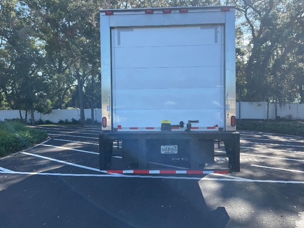 Refrigerated Truck-Light and Medium Duty Trucks-Isuzu-2022-NQR-Tampa-FL-192,165\n\t\tmiles-$ 44,500 - Image 7