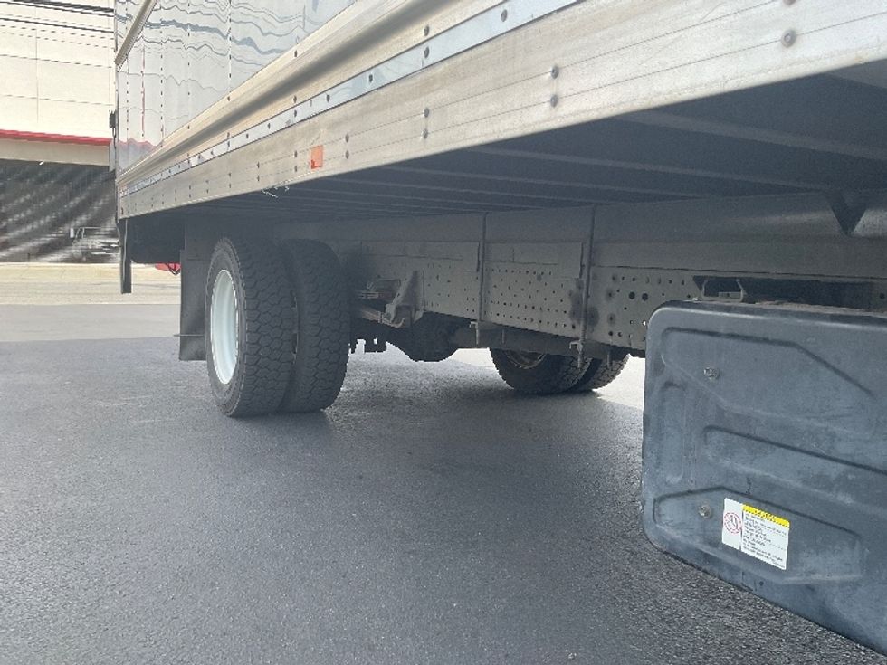 Refrigerated Truck-Light and Medium Duty Trucks-Isuzu-2022-NQR-Torrance-CA-38,309\n\t\tmiles-$ 73,000 - Image 14