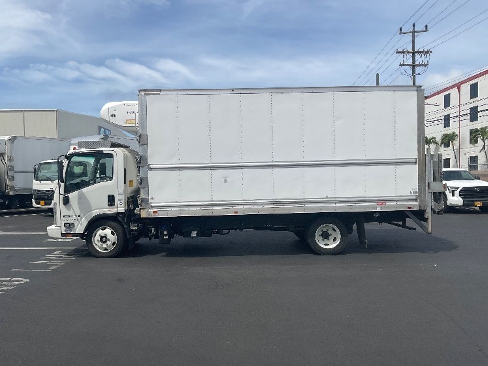 Refrigerated Truck-Light and Medium Duty Trucks-Isuzu-2022-NQR-Torrance-CA-38,309\n\t\tmiles-$ 73,000 - Image 4