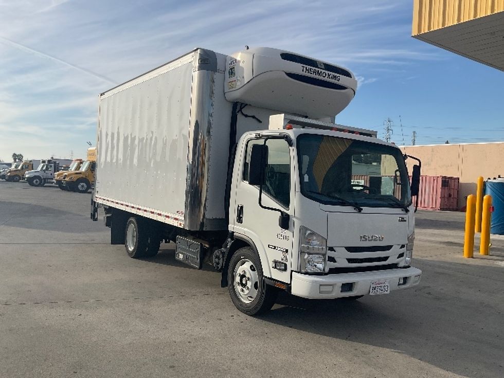 Refrigerated Truck-Light and Medium Duty Trucks-Isuzu-2022-NRR-Anaheim-CA-39,810\n\t\tmiles-$ 71,500 - Image 1