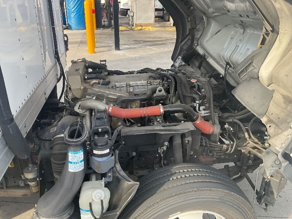 Refrigerated Truck-Light and Medium Duty Trucks-Isuzu-2022-NRR-Anaheim-CA-39,810\n\t\tmiles-$ 71,500 - Image 23