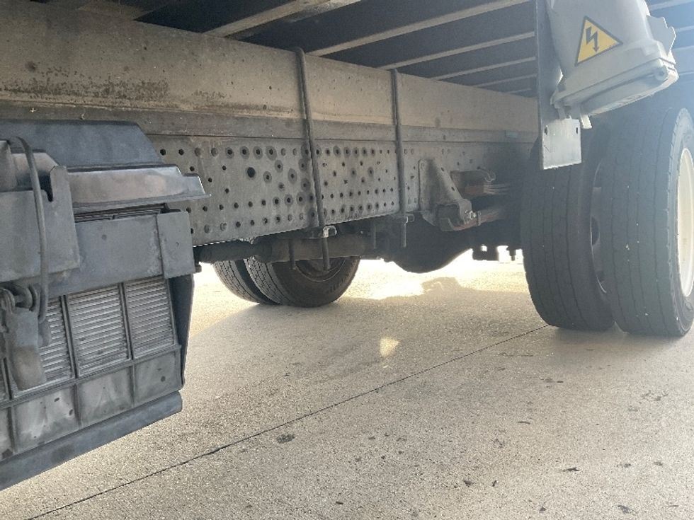 Refrigerated Truck-Light and Medium Duty Trucks-Isuzu-2022-NRR-Anaheim-CA-39,810\n\t\tmiles-$ 71,500 - Image 5