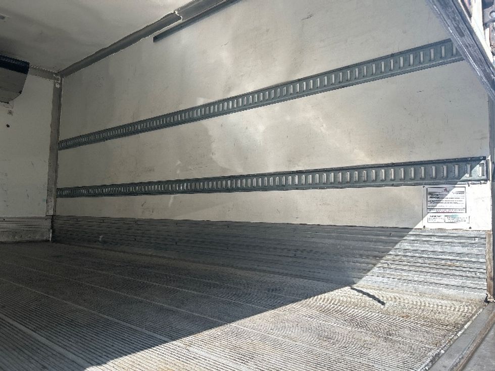 Refrigerated Truck-Light and Medium Duty Trucks-Isuzu-2022-NRR-Braintree-MA-66,715\n\t\tmiles-$ 62,250 - Image 11