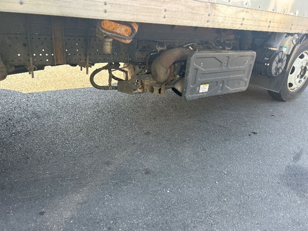 Refrigerated Truck-Light and Medium Duty Trucks-Isuzu-2022-NRR-Braintree-MA-66,715\n\t\tmiles-$ 62,250 - Image 13