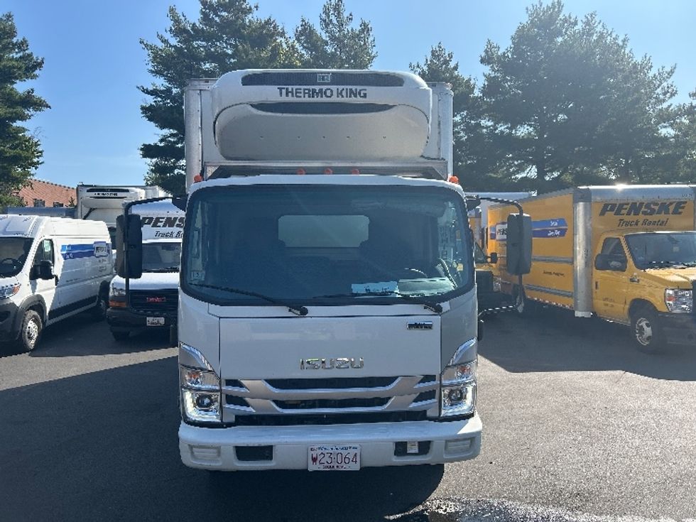 Refrigerated Truck-Light and Medium Duty Trucks-Isuzu-2022-NRR-Braintree-MA-66,715\n\t\tmiles-$ 62,250 - Image 2