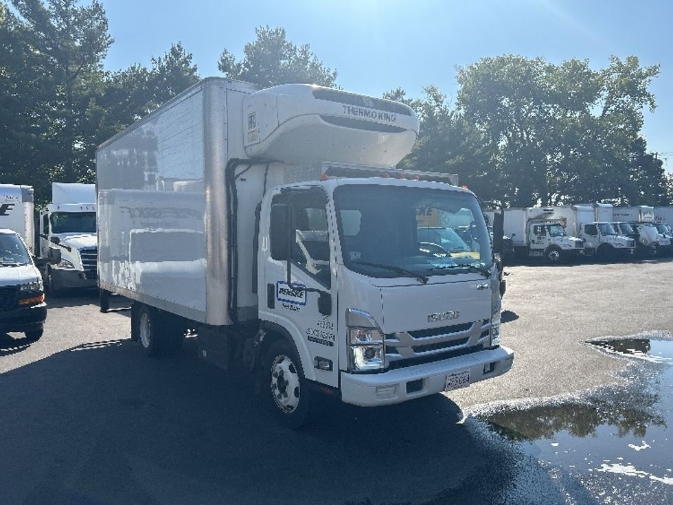 Refrigerated Truck-Light and Medium Duty Trucks-Isuzu-2022-NRR-Braintree-MA-66,715\n\t\tmiles-$ 62,250 - Image 3
