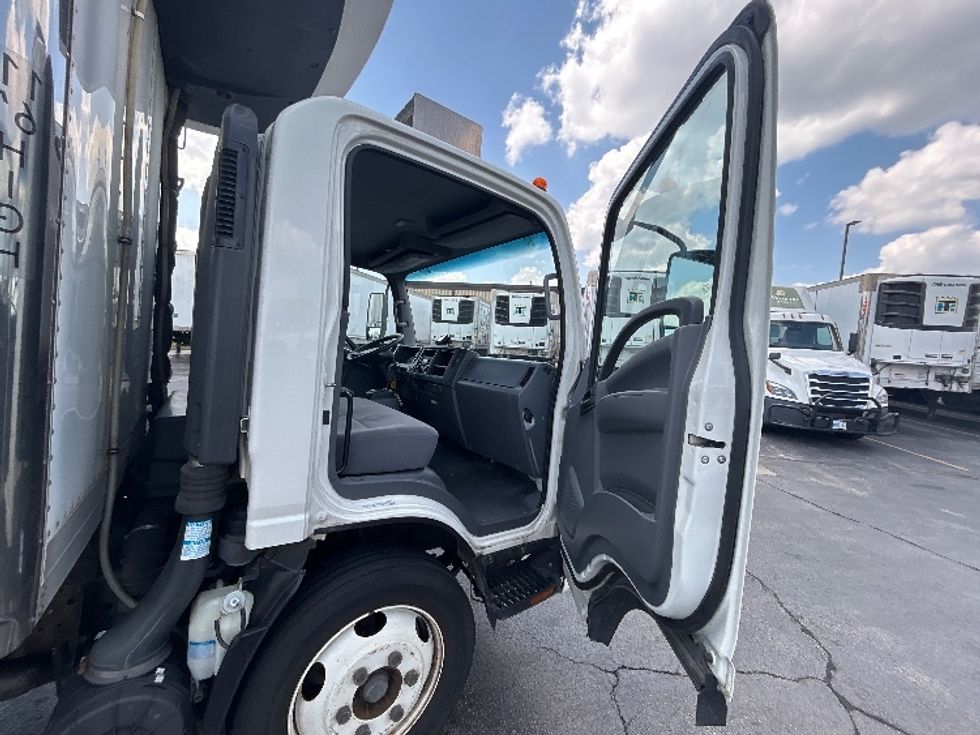 Refrigerated Truck-Light and Medium Duty Trucks-Isuzu-2022-NRR-Chicago (Melrose Park)-IL-244,206\n\t\tmiles-$ 33,750 - Image 19