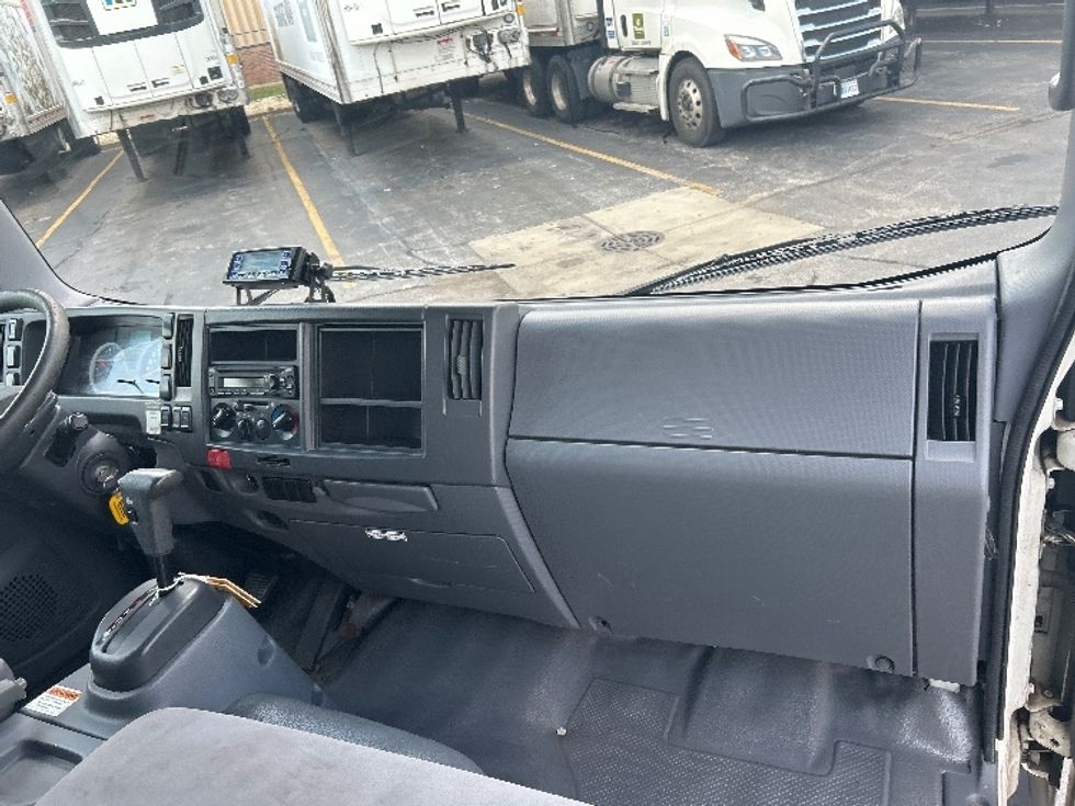 Refrigerated Truck-Light and Medium Duty Trucks-Isuzu-2022-NRR-Chicago (Melrose Park)-IL-244,206\n\t\tmiles-$ 33,750 - Image 20