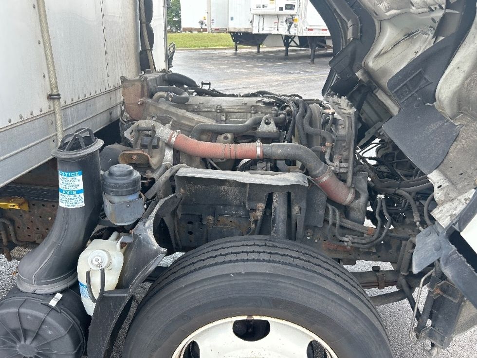 Refrigerated Truck-Light and Medium Duty Trucks-Isuzu-2022-NRR-Chicago (Melrose Park)-IL-244,206\n\t\tmiles-$ 33,750 - Image 22