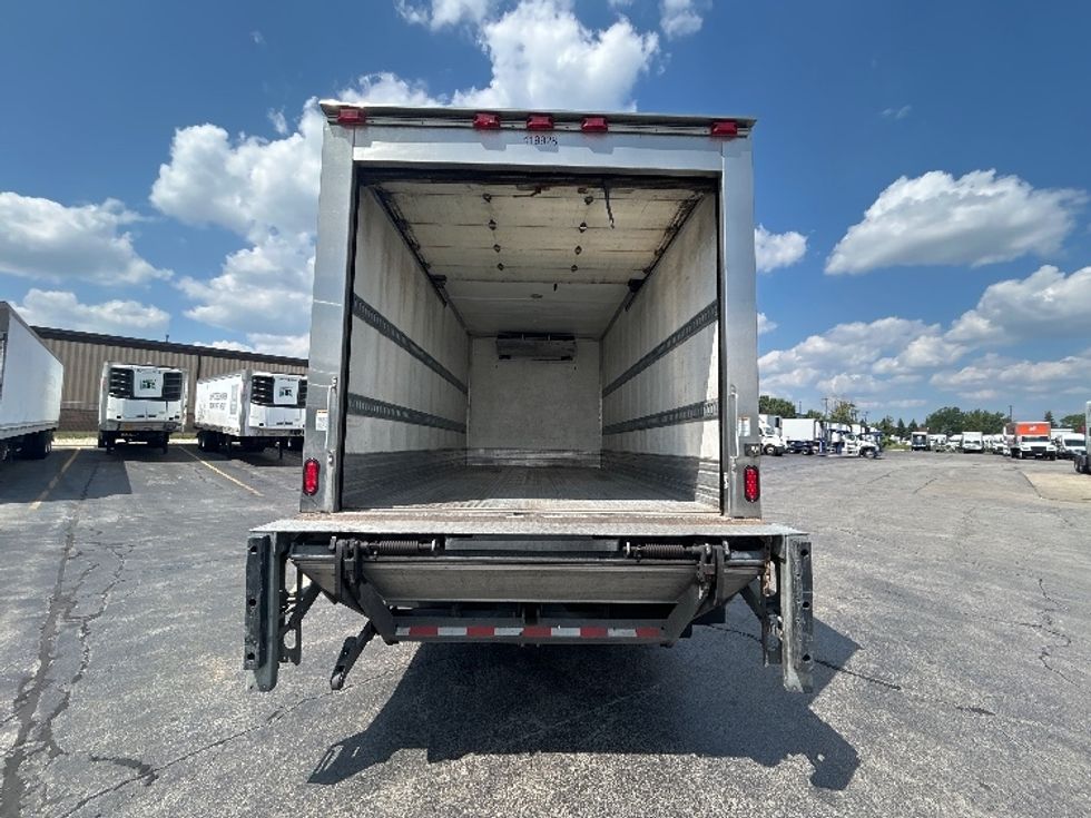 Refrigerated Truck-Light and Medium Duty Trucks-Isuzu-2022-NRR-Chicago (Melrose Park)-IL-244,206\n\t\tmiles-$ 33,750 - Image 8