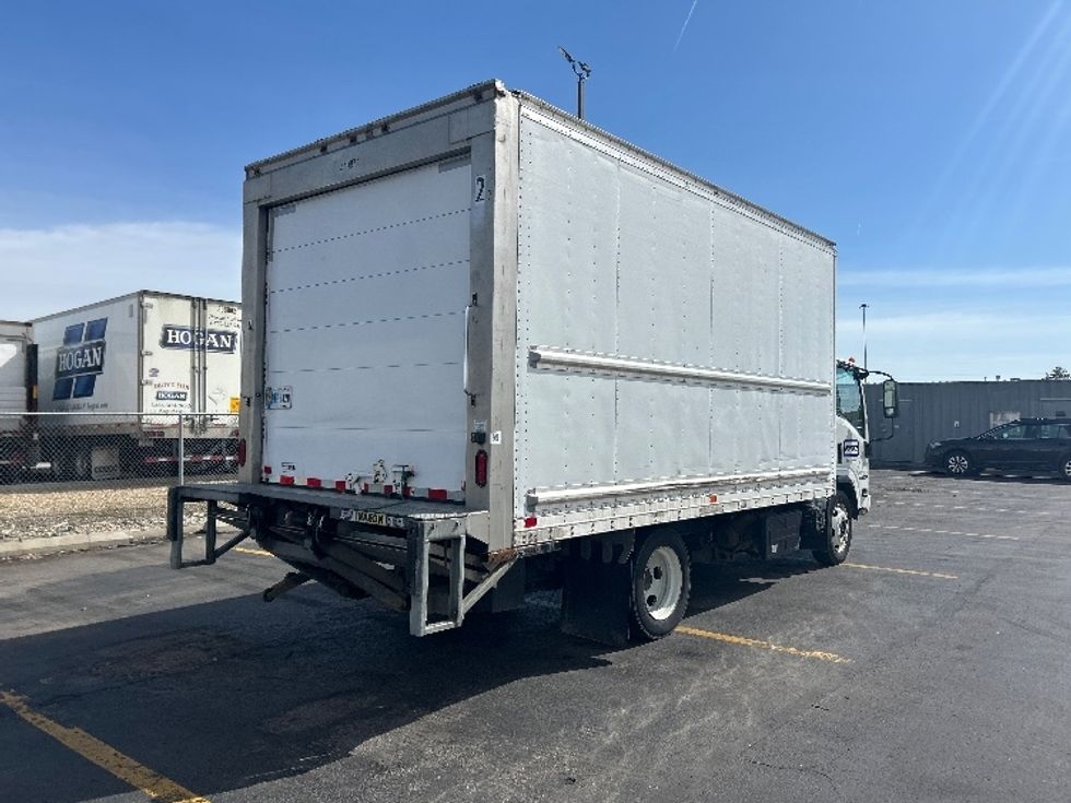Refrigerated Truck-Light and Medium Duty Trucks-Isuzu-2022-NRR-Columbus-OH-123,524\n\t\tmiles-$ 60,500 - Image 12