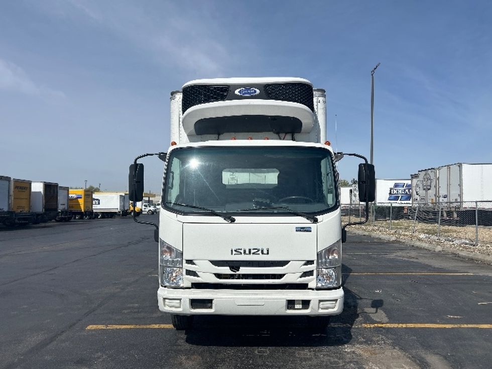 Refrigerated Truck-Light and Medium Duty Trucks-Isuzu-2022-NRR-Columbus-OH-123,524\n\t\tmiles-$ 60,500 - Image 2
