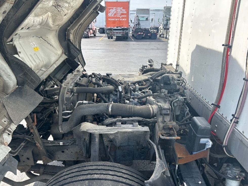 Refrigerated Truck-Light and Medium Duty Trucks-Isuzu-2022-NRR-Columbus-OH-123,524\n\t\tmiles-$ 60,500 - Image 23