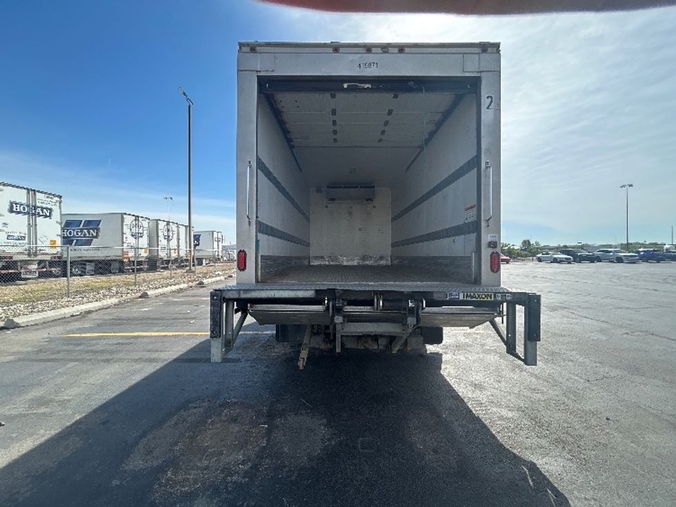 Refrigerated Truck-Light and Medium Duty Trucks-Isuzu-2022-NRR-Columbus-OH-123,524\n\t\tmiles-$ 60,500 - Image 8