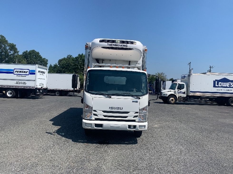 Refrigerated Truck-Light and Medium Duty Trucks-Isuzu-2022-NRR-Concord-NC-122,197\n\t\tmiles-$ 61,000 - Image 2