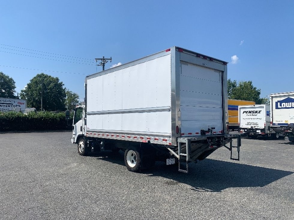 Refrigerated Truck-Light and Medium Duty Trucks-Isuzu-2022-NRR-Concord-NC-122,197\n\t\tmiles-$ 61,000 - Image 6