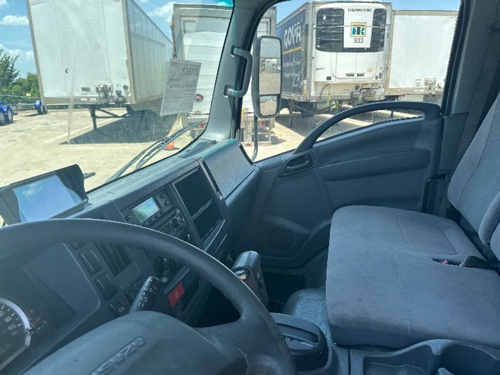 Refrigerated Truck-Light and Medium Duty Trucks-Isuzu-2022-NRR-Dallas-TX-177,104\n\t\tmiles-$ 47,500 - Image 18