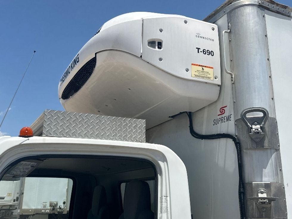 Refrigerated Truck-Light and Medium Duty Trucks-Isuzu-2022-NRR-Dallas-TX-177,104\n\t\tmiles-$ 47,500 - Image 25