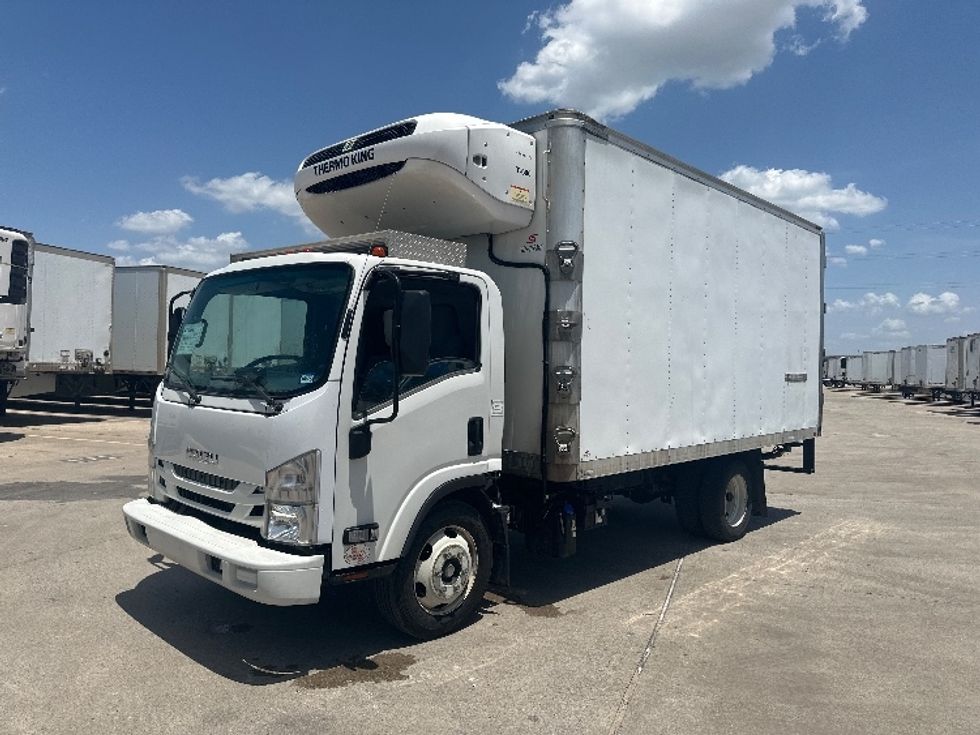 Refrigerated Truck-Light and Medium Duty Trucks-Isuzu-2022-NRR-Dallas-TX-177,104\n\t\tmiles-$ 47,500 - Image 3