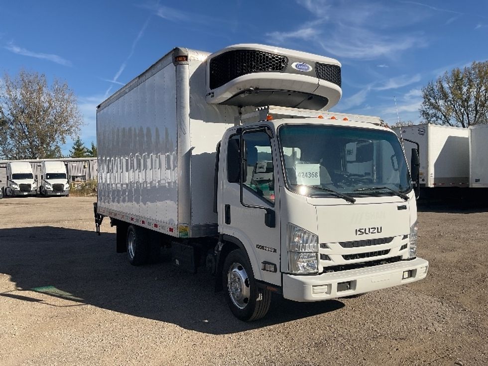 Refrigerated Truck-Light and Medium Duty Trucks-Isuzu-2022-NRR-East Chicago-IN-196,915\n\t\tmiles-$ 41,000 - Image 1