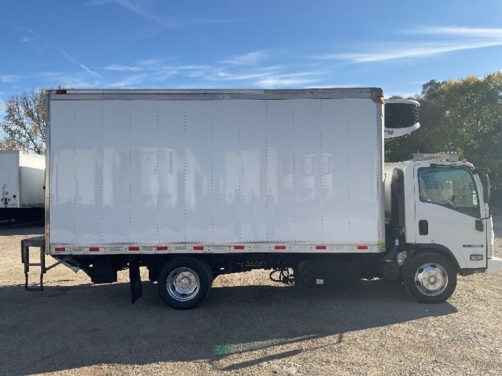 Refrigerated Truck-Light and Medium Duty Trucks-Isuzu-2022-NRR-East Chicago-IN-196,915\n\t\tmiles-$ 41,000 - Image 16