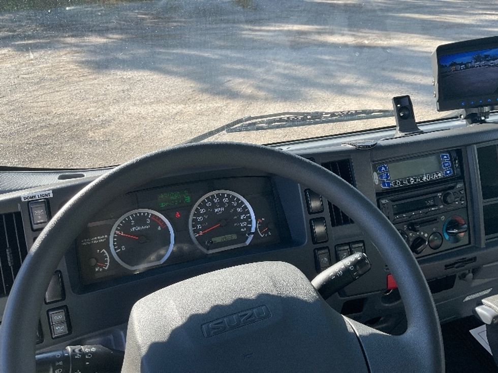 Refrigerated Truck-Light and Medium Duty Trucks-Isuzu-2022-NRR-East Chicago-IN-196,915\n\t\tmiles-$ 41,000 - Image 17