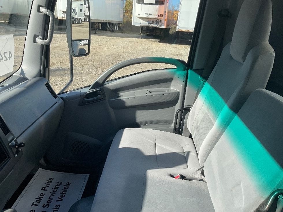 Refrigerated Truck-Light and Medium Duty Trucks-Isuzu-2022-NRR-East Chicago-IN-196,915\n\t\tmiles-$ 41,000 - Image 19