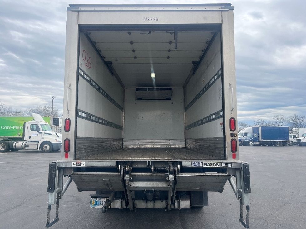 Refrigerated Truck-Light and Medium Duty Trucks-Isuzu-2022-NRR-Fresno-CA-86,104\n\t\tmiles-$ 64,750 - Image 7