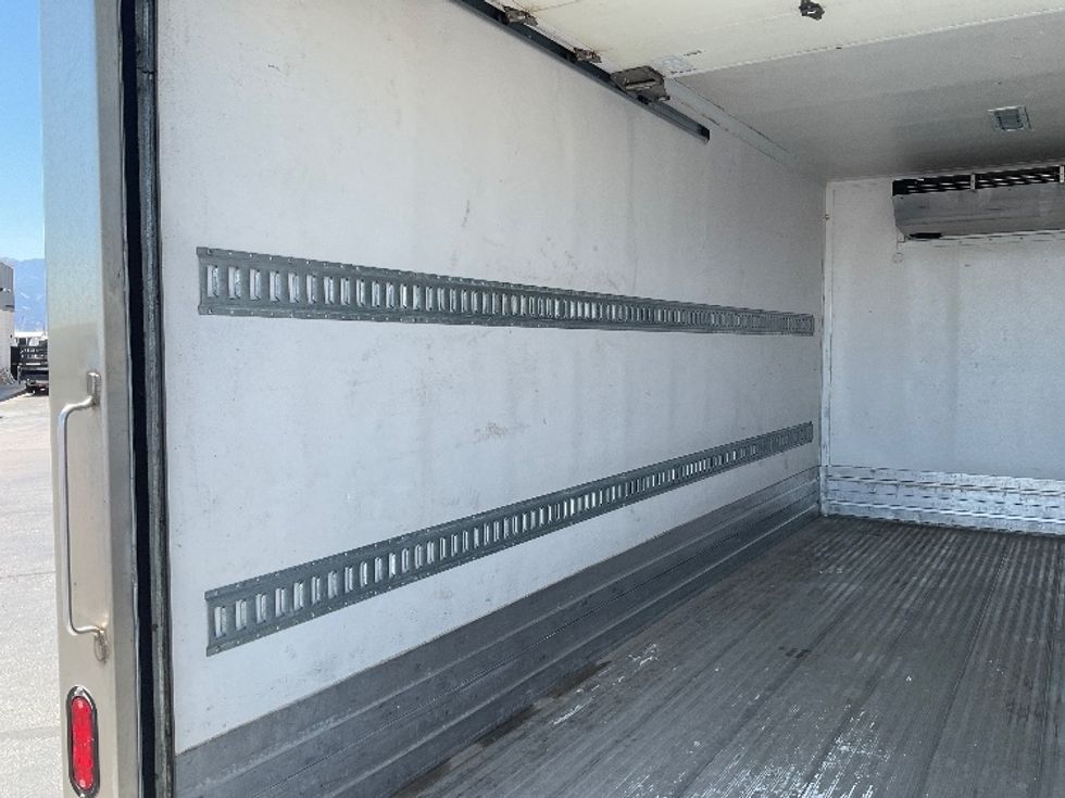 Refrigerated Truck-Light and Medium Duty Trucks-Isuzu-2022-NRR-Greeley-CO-77,629\n\t\tmiles-$ 65,250 - Image 11