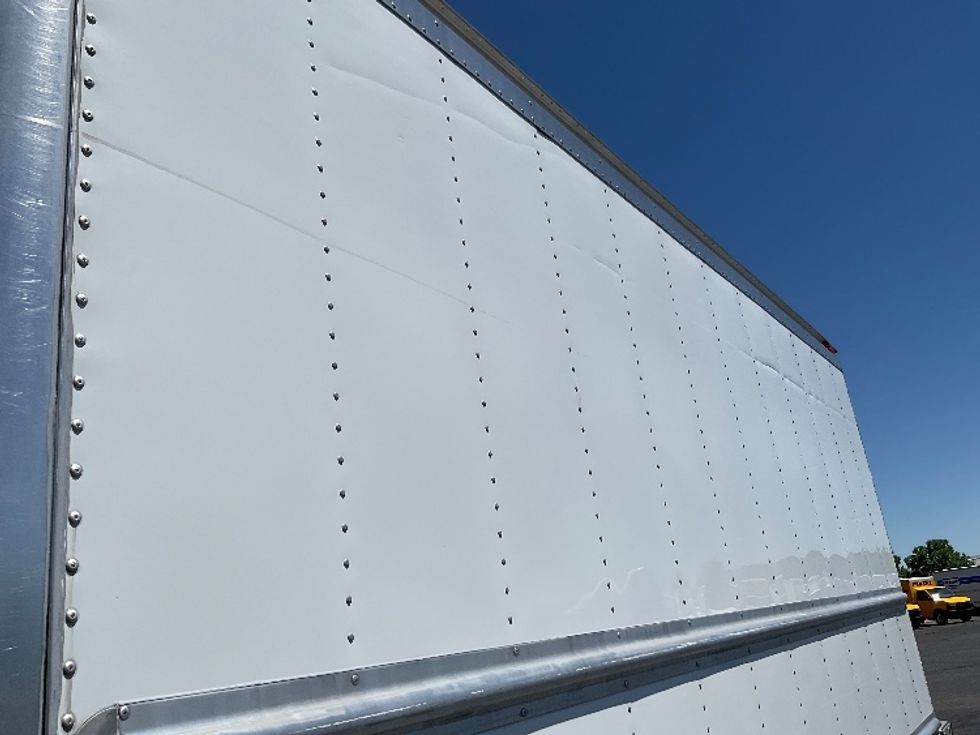 Refrigerated Truck-Light and Medium Duty Trucks-Isuzu-2022-NRR-Greeley-CO-77,629\n\t\tmiles-$ 65,250 - Image 27