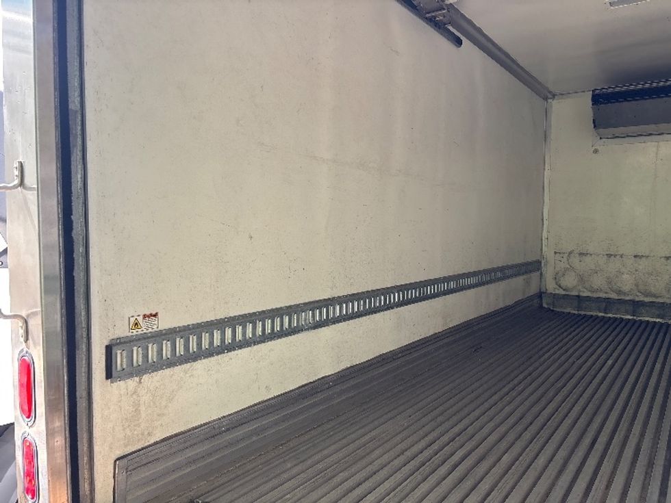 Refrigerated Truck-Light and Medium Duty Trucks-Isuzu-2022-NRR-Greer-SC-119,626\n\t\tmiles-$ 59,250 - Image 10