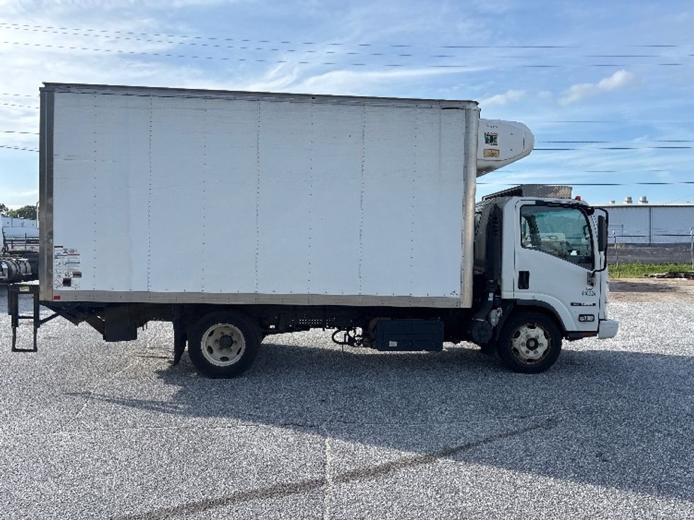 Refrigerated Truck-Light and Medium Duty Trucks-Isuzu-2022-NRR-Greer-SC-119,626\n\t\tmiles-$ 59,250 - Image 14