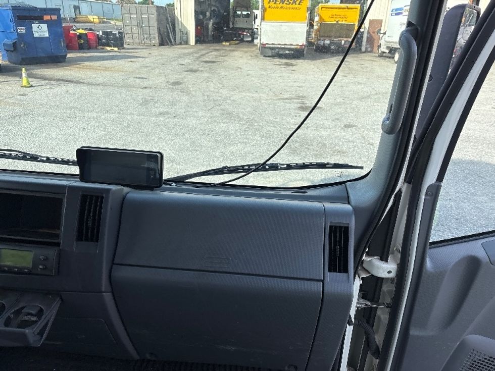 Refrigerated Truck-Light and Medium Duty Trucks-Isuzu-2022-NRR-Greer-SC-119,626\n\t\tmiles-$ 59,250 - Image 20