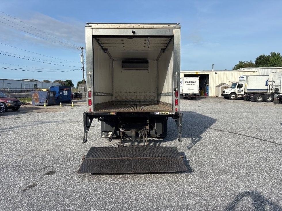 Refrigerated Truck-Light and Medium Duty Trucks-Isuzu-2022-NRR-Greer-SC-119,626\n\t\tmiles-$ 59,250 - Image 8