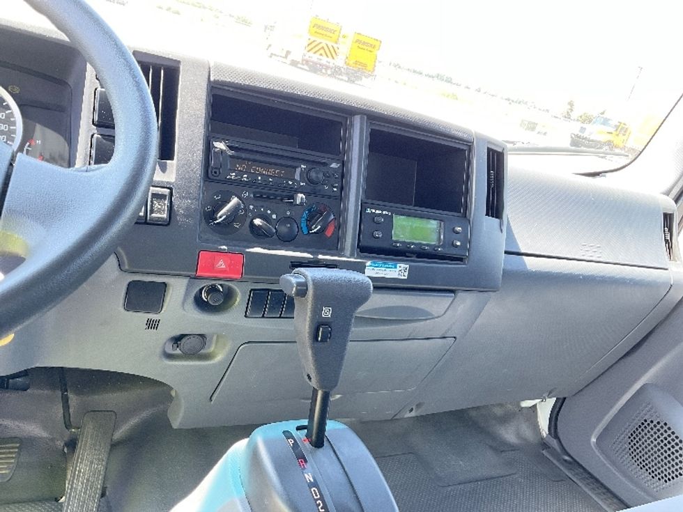 Refrigerated Truck-Light and Medium Duty Trucks-Isuzu-2022-NRR-Idaho Falls-ID-92,587\n\t\tmiles-$ 65,500 - Image 18