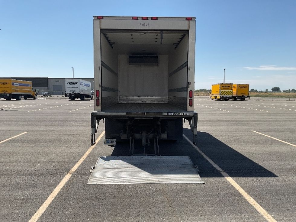 Refrigerated Truck-Light and Medium Duty Trucks-Isuzu-2022-NRR-Idaho Falls-ID-92,587\n\t\tmiles-$ 65,500 - Image 9