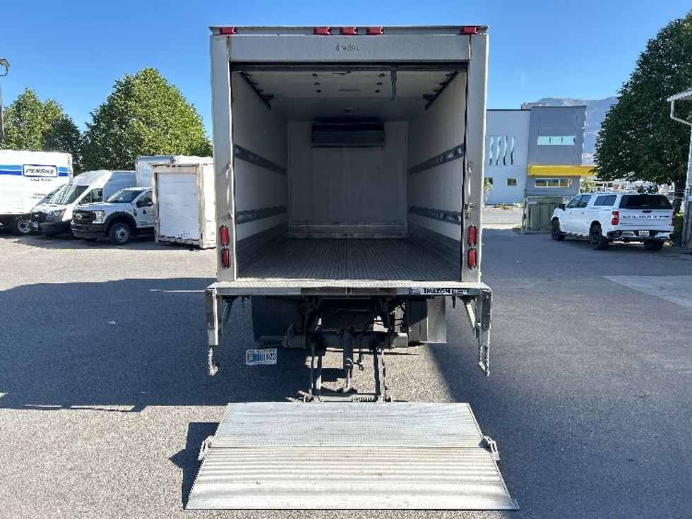 Refrigerated Truck-Light and Medium Duty Trucks-Isuzu-2022-NRR-Idaho Falls-ID-97,488\n\t\tmiles-$ 64,000 - Image 9
